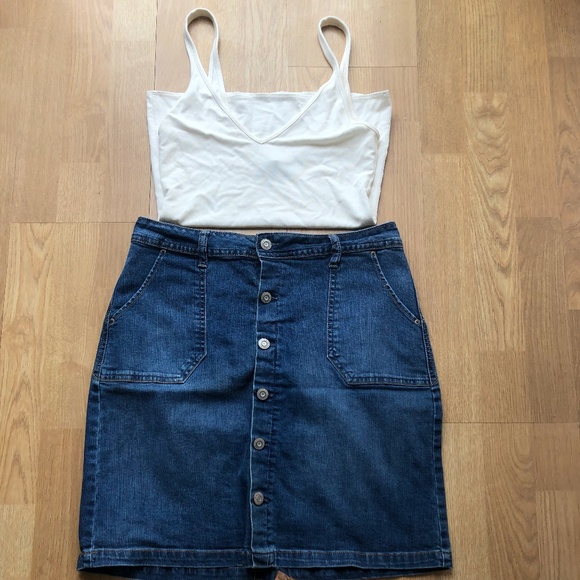 Wilfred Free Spaghetti Strap Tank Top - Picture 1 of 3
